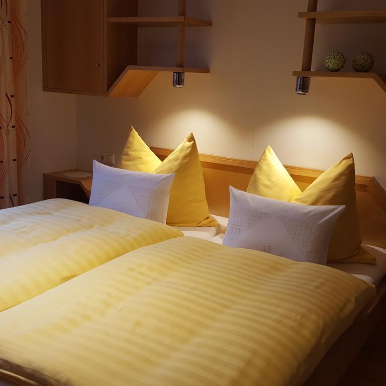 Appartements Gastehaus Monika 베차우 외부 사진